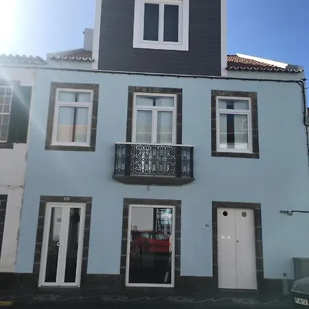 Largo Bispo Boutique Hostal Horta (Azores)