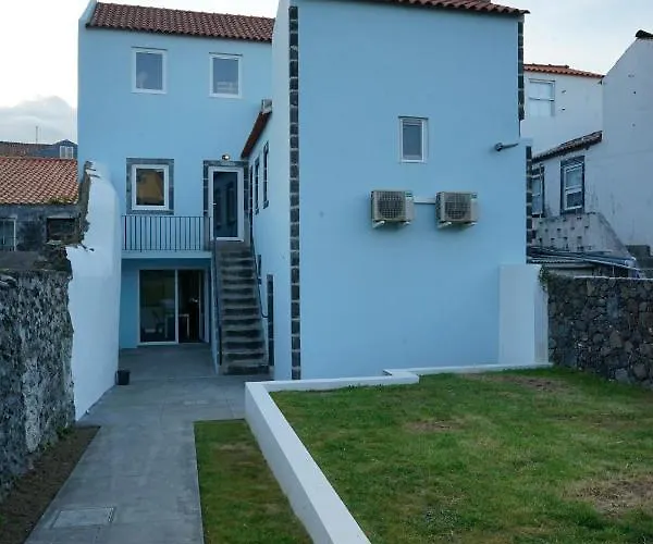 Largo Bispo Boutique Hostel Horta