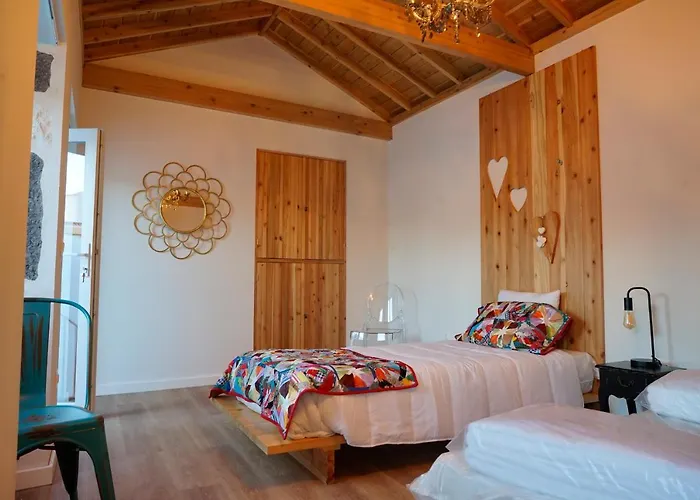 Largo Bispo Boutique Hostel *