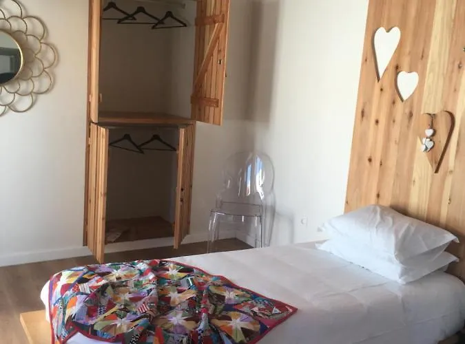 Largo Bispo Boutique * Horta