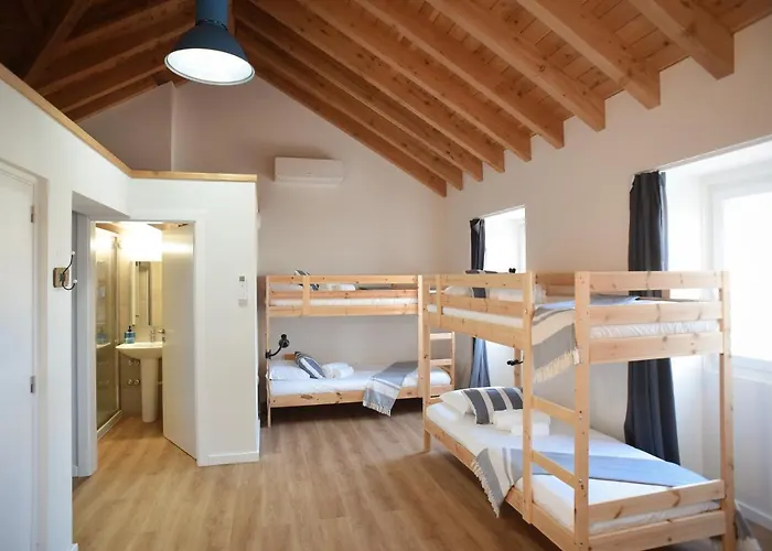 Largo Bispo Boutique Hostel Horta