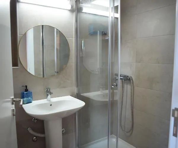 Largo Bispo Boutique Hostel *