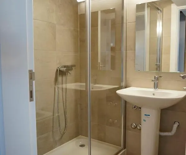 Largo Bispo Boutique Hostel *